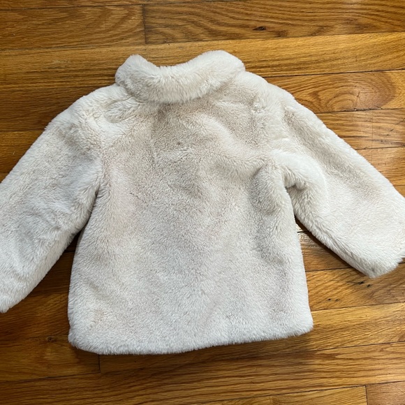 Edgehill Collection Faux fur coat - Picture 2 of 3